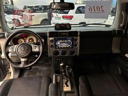 تۆیۆتا FJ کرۆزەر